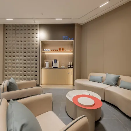 Homeinn · neo Hotel (Zhenjiang Xijindu)