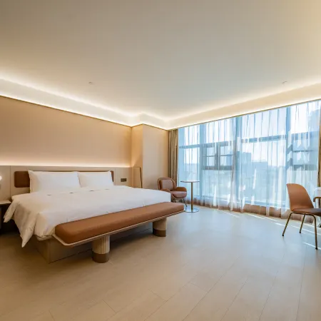 HanTing Hotel (Luzhou Vientiane City Southwest Medical University) فنادق في لوجَو