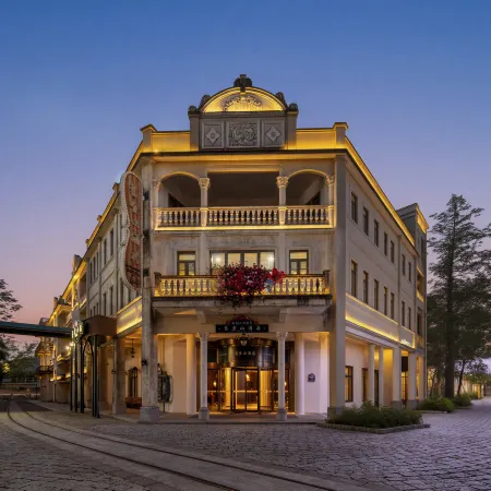 Chikan Ancient Town San Francisco Hotel