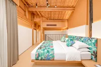 Tao Yang Alley · Imperial Kiln Lodge Collection · Half-Old Homestay - Parkering