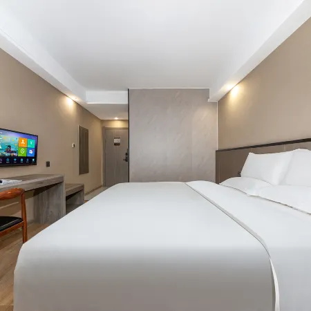 Luoshan Haiyue Hotel