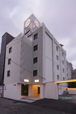 Seojae Hotel - parking