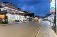 Vang Vieng Charming Boutique Hotel - bar
