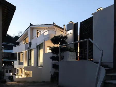 Suyan Designer B&B Отели рядом с достопримечательностью «Zhijiang College of Zhejiang University of Technology»