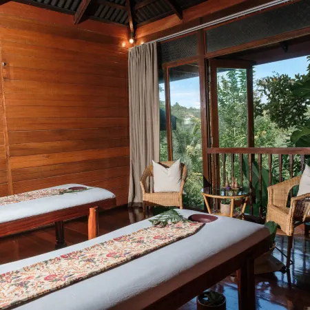 Ambong Rainforest Retreat