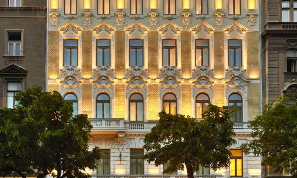 EST Grand Hotel Savoy