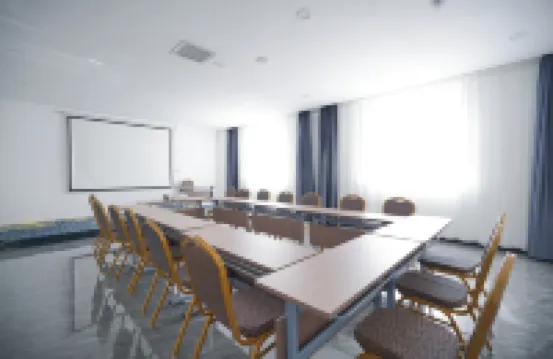 疆鴻酒店（庫爾勒站店）