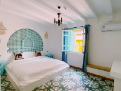 YI JING QIAN XUN HOMESTAY