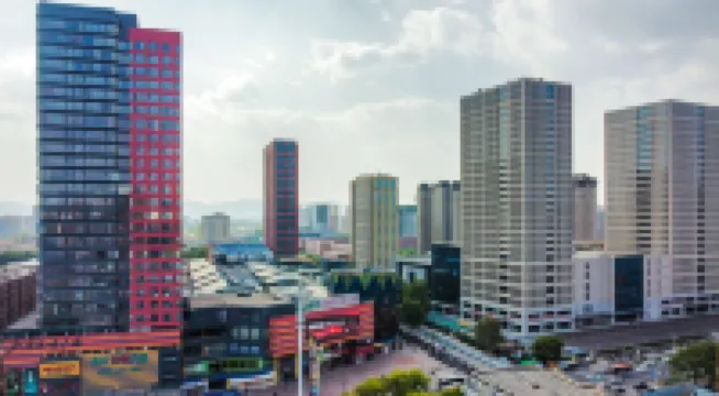 Eiffel Almighty Hotel (Shijiazhuang Station Ximeihua Street)