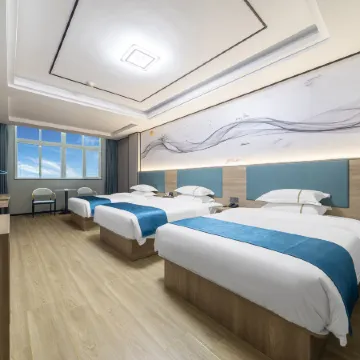 Wanning Jinhong Business Hotel (Huayacheng High-speed Railway Station)