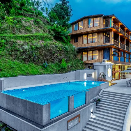 Yunxi Shang Viewing Homestay (Longji Terraces Thousand-Floor Sky Ladder Observation Deck)