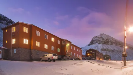 Gjestehuset 102 Отели рядом с достопримечательностью «Всемирное семенохранилище»