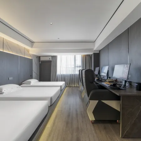 Dream Master E-sports Hotel