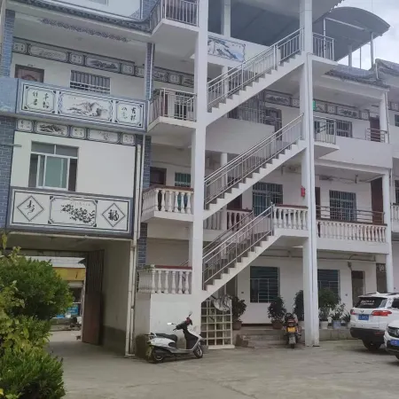 Golden Chao Hotel