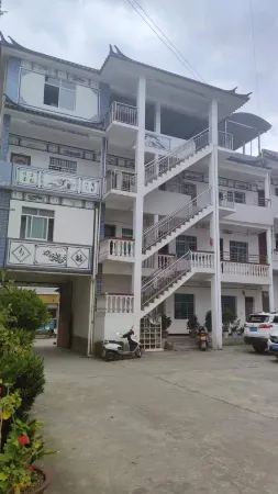 Golden Chao Hotel Отели в г. Юньлун