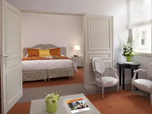 Château Belmont Tours by The Crest Collection