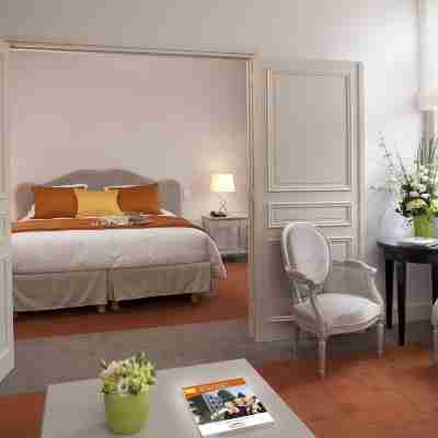 Château Belmont Tours by The Crest Collection Rooms