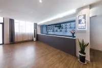 Ease Hotel (Linzhang Jian'an Road) - 2-Star