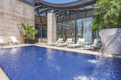 Hotel Urban, a Small Luxury Hotel of the World