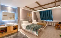 Burqin Luxury Hotel - 3-Star