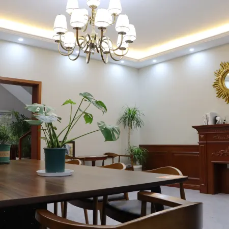 No.1 Youxiang Smart Self-Service Apartment