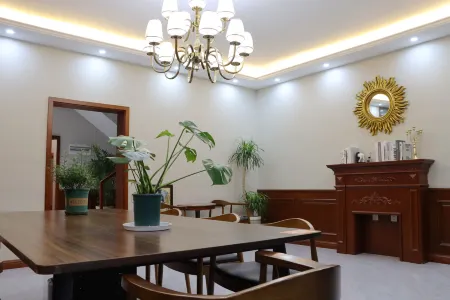 No.1 Youxiang Smart Self-Service Apartment Отели в г. Синьэ
