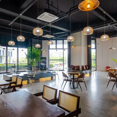 Lanston Hotel Hotels near Pingtan Strait Bridge