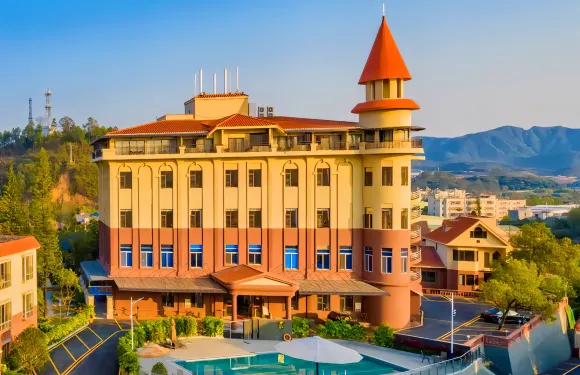 佛岡樵春温泉度假山莊