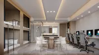 八號元素電競飯店（龍湖龍譽中心店）