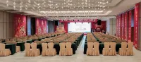 Yuecheng International Hotel Hotels in Lingshou County