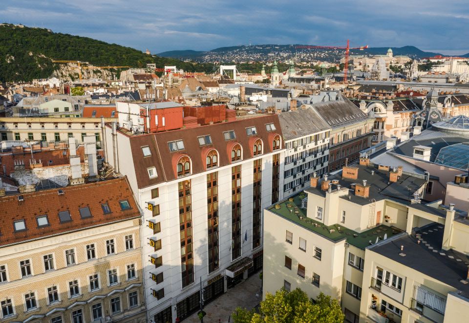 hotel overview picture