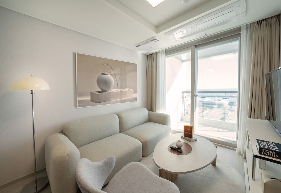 UH 플랫 더 속초