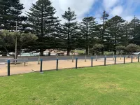 Southern Ocean Motor Inn - Beach