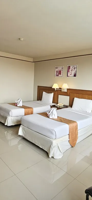 ห้องดีลักซ์ เตียงใหญ่ 1 เตียง