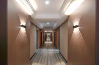 Fuyun Riverside Holiday Hotel (Riverside Scenic Area)