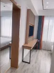 7 Days Hotel (Zaoqiang Middle School Branch) - Parkplatz