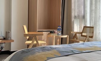 Fuxian Lake Xinyu Hailan Homestay