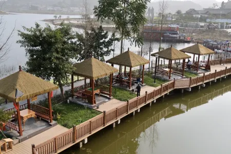 Anyue Foyuan East Fence Homestay