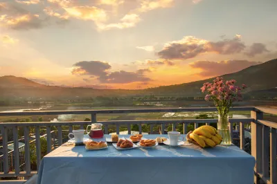 騰沖雲庭花階咖啡主題客棧 寸氏宗祠附近的飯店