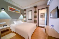 Tiange Express Hotel (Fuyang Wenfeng Park)