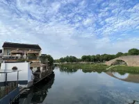Qizhuli Homestay Hotels near (Yangcheng Xihu Service Area) Shopping Mall