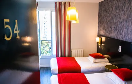 Eiffel Villa Garibaldi Отели рядом с достопримечательностью «Эйфелева башня»