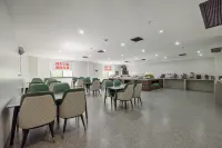 Ya Ma Xun Luxury Hotel（Ningbo Railway Station Business College）