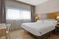 B&B HOTEL Logroño Las Cañas Hotel di Viana