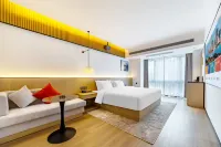Meihui GM Hotel (Desiqin Plaza Huijin Tianhong Shopping Mall) Отели рядом с достопримечательностью «Технический музей в провинции Хунань»