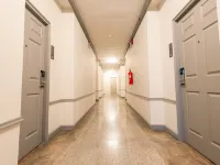 B2 Khamtieng Boutique &  Budget Hotel Hotels near Pa Tan