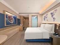 Kyriad Hotel (Haining Hainan Road Branch)