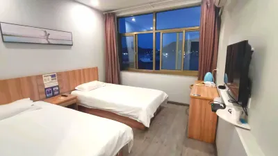 Xiangshan County Shipu Pujia Hotel Hotels near Shipu Ancient Fishing Port City