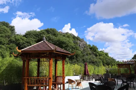 56 Nationalities Hotel