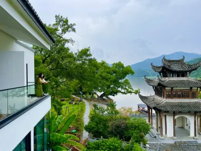 She County Nanping Shuitian Yishe Homestay Nvshen Chongsi Memorial Archway 주변 호텔